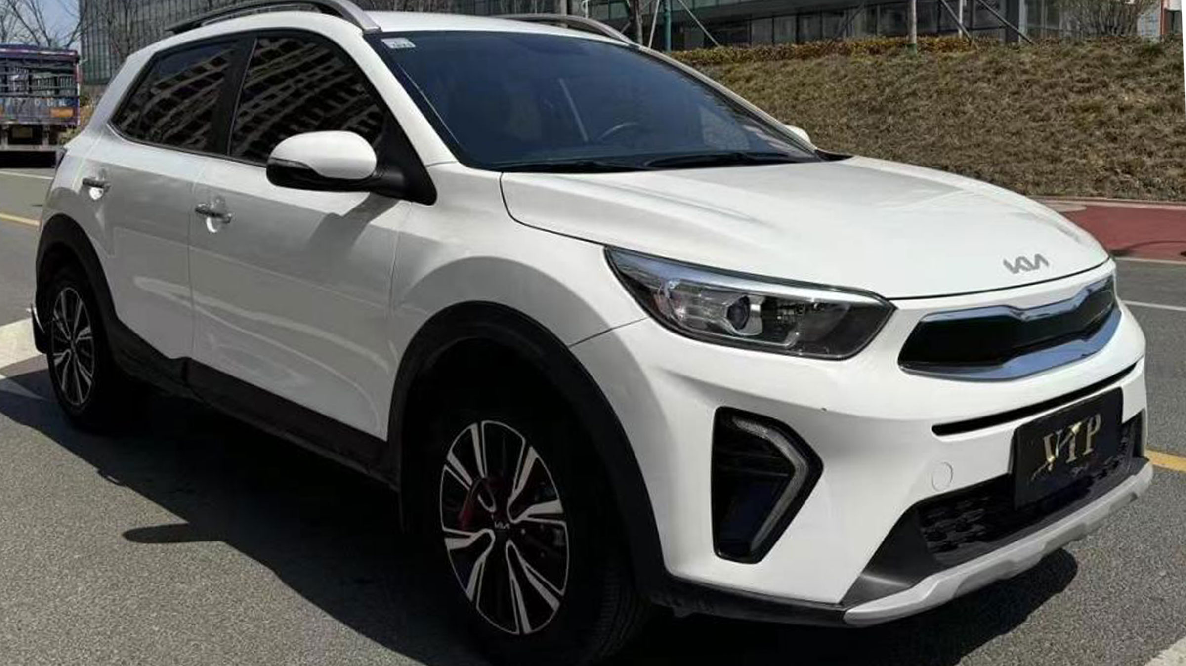 Kia KX1